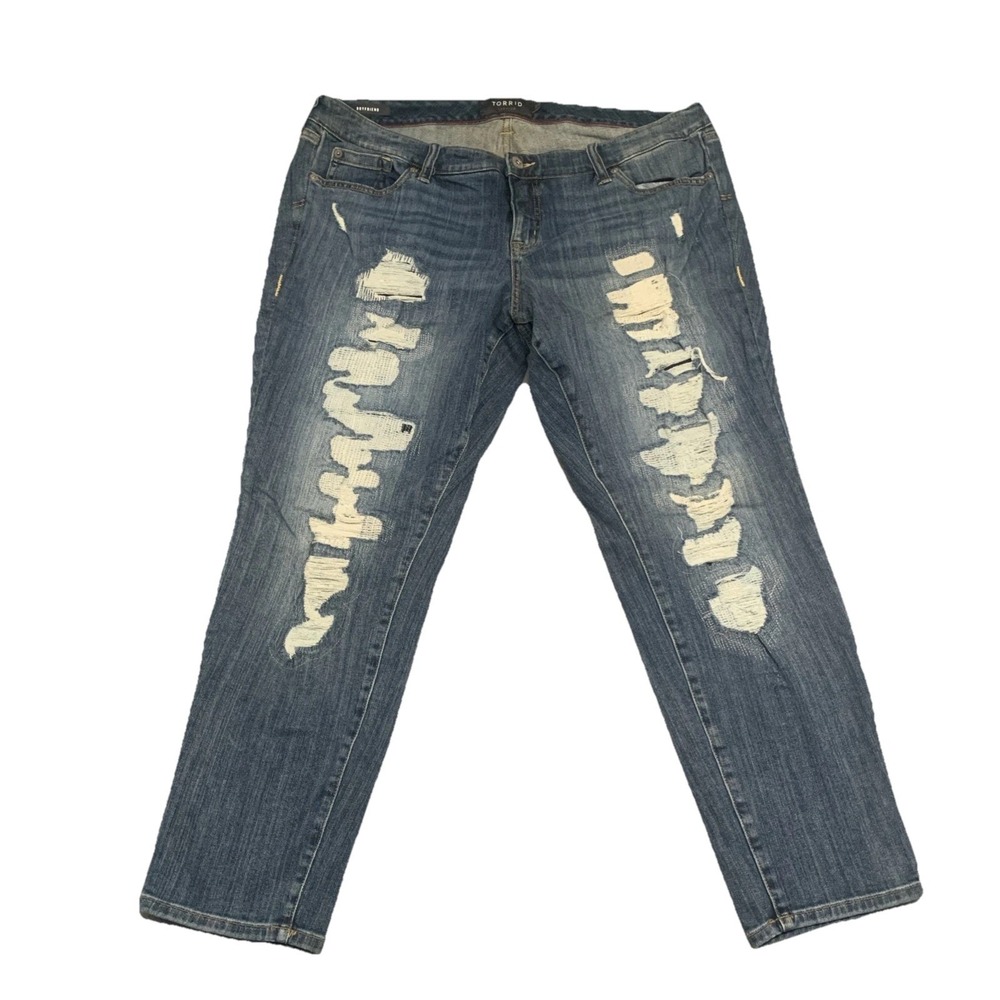 Torrid Jeans Medium Wash Blue Size 20 Short Boyfriend Straight Ripped Distressed